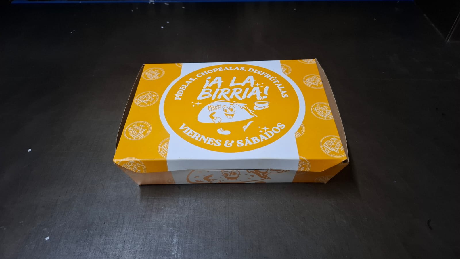 Empaque personalizado — A la Birria
