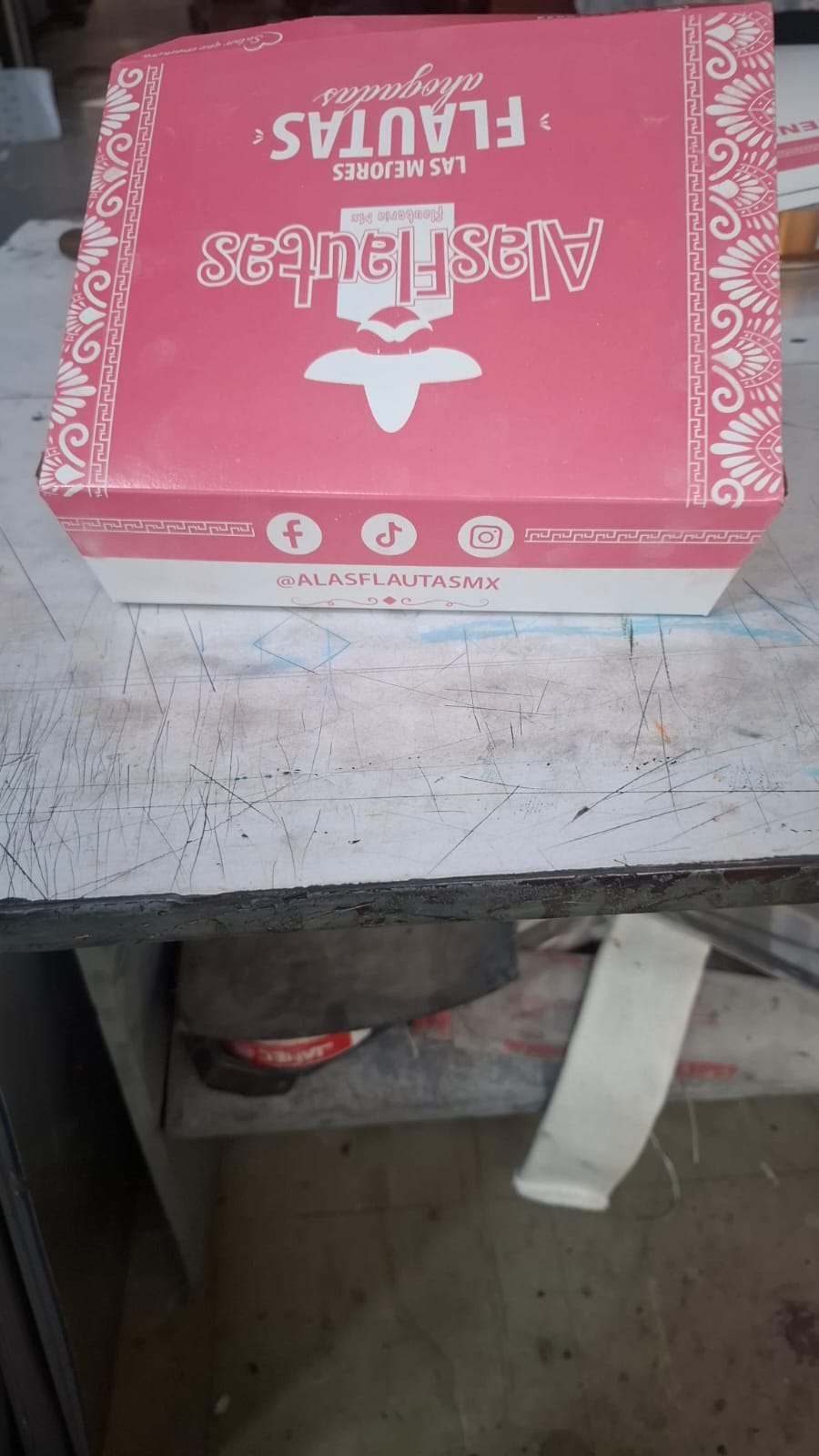 Empaque personalizado — Alas Flautas