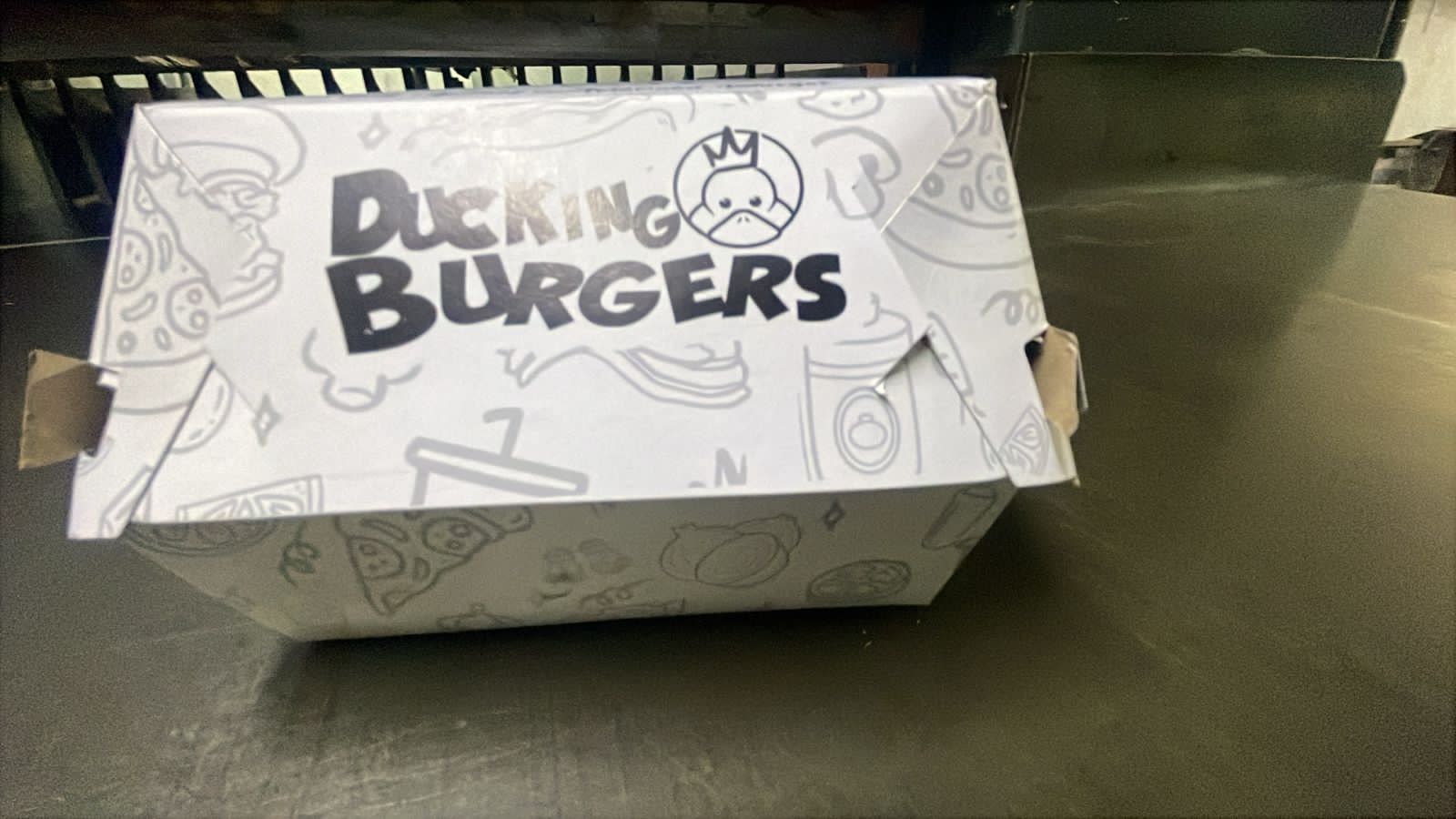 Empaque personalizado — Ducking Burgers