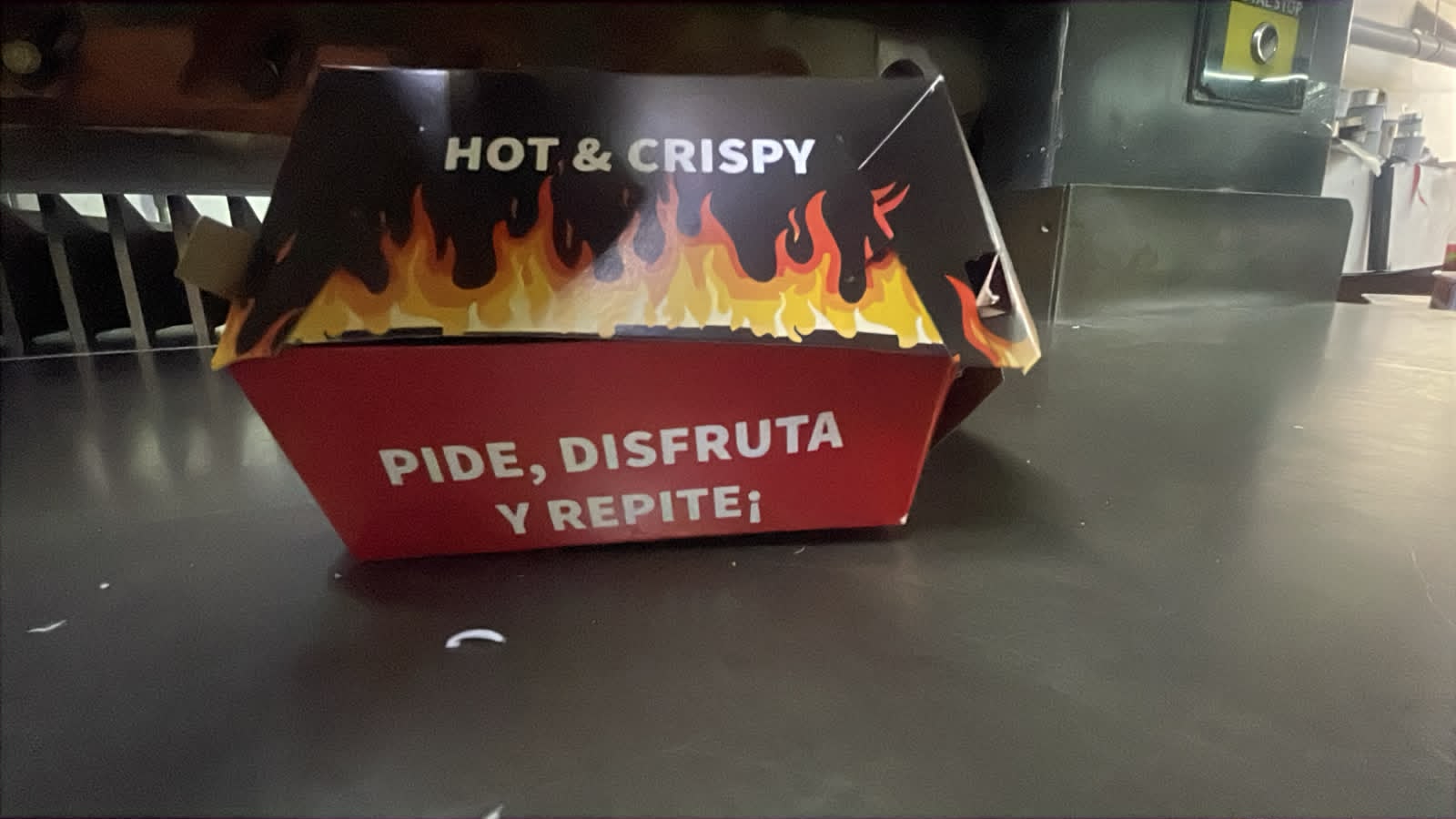 Empaque personalizado — Hot & Crispy